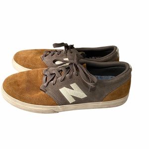 New Balance Suede Sneakers Sz 8